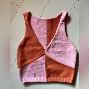 Colorblock Sleeveless Knit crop top